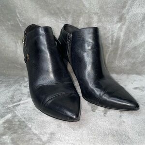 Cole Haan Yasmine Shootie Ankle Bootie Black Leather Side Zip Pointed Toe Size 9
